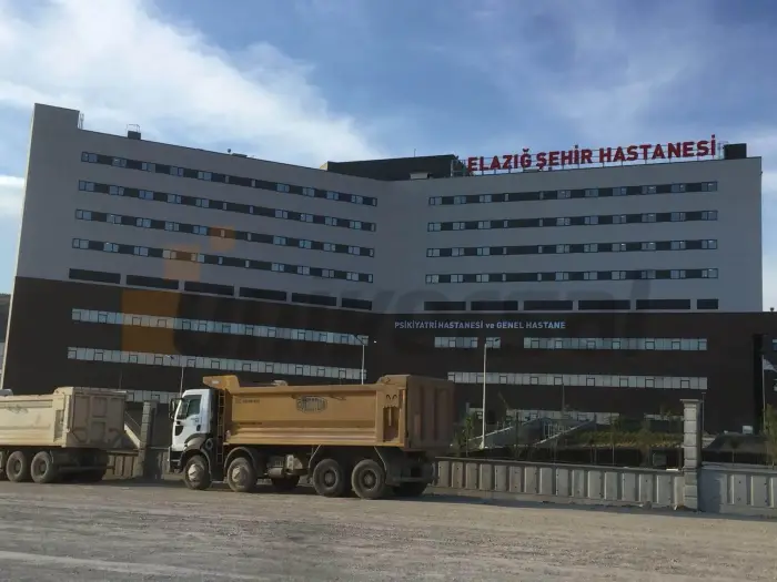 Çatı tabelası uygulaması 5 — Universal Reklam imalatı
