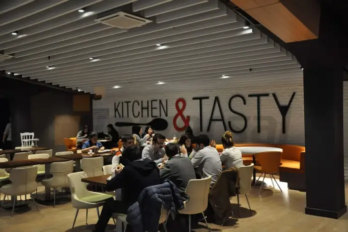 Işıksız kutu harf uygulaması 9 — Universal Reklam imalatı