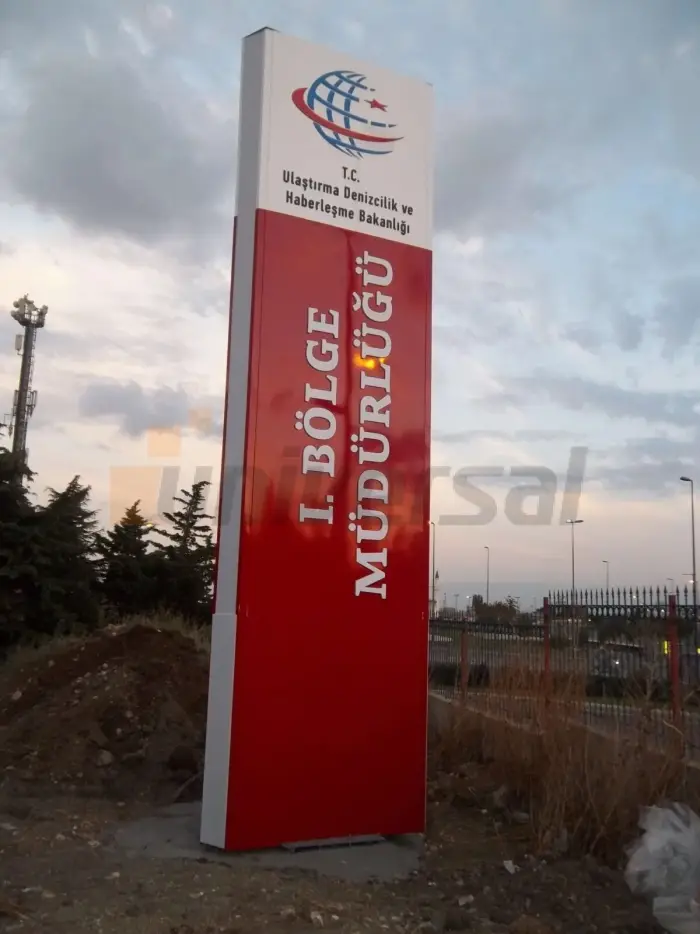 Totem tabela uygulaması 7 — Universal Reklam imalatı